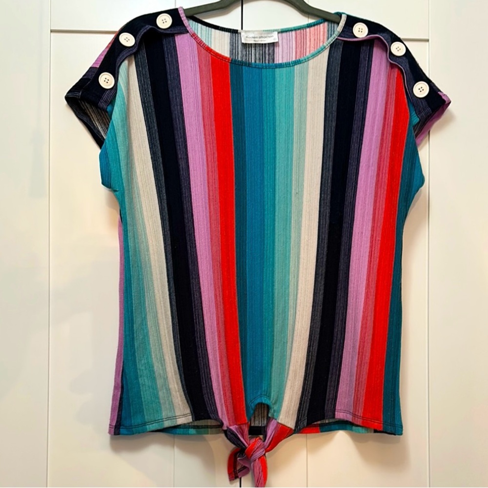 Striped Multicolor Button-Detail Top Short Sleeves W/Knotted Front Accent Sz LG
